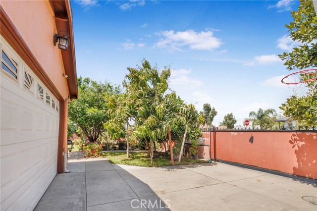 Detail Gallery Image 9 of 32 For 802 Rama Dr., La Puente,  CA 91746 - 4 Beds | 2/1 Baths