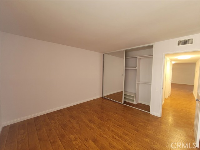 Detail Gallery Image 22 of 40 For 5301 Balboa Bld #E11,  Encino,  CA 91316 - 2 Beds | 2 Baths