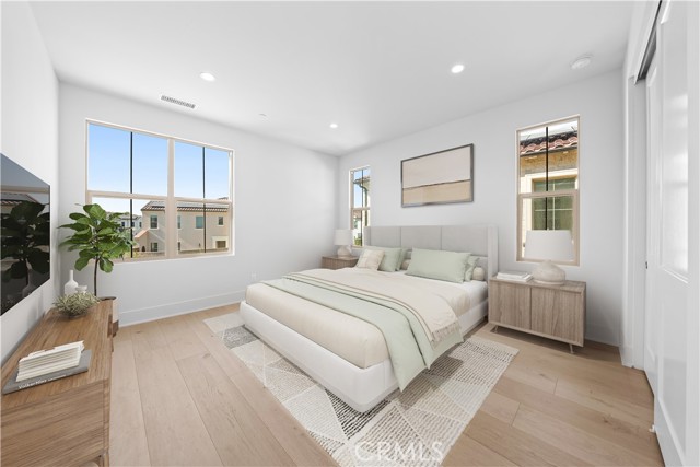 100 Mossvine, Irvine CA: https://media.crmls.org/medias/f3001957-b9a8-4b5d-be1d-bfa9464c2afa.jpg