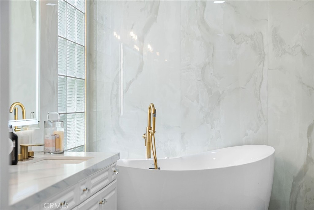 MLS #OC26031833 image #43