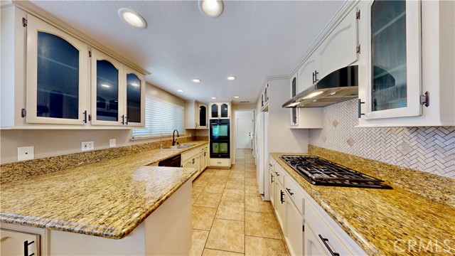 15460 Mandan Road, Apple Valley CA: https://media.crmls.org/medias/f3010f2c-6c2b-423f-bcae-682e5a7c7d30.jpg