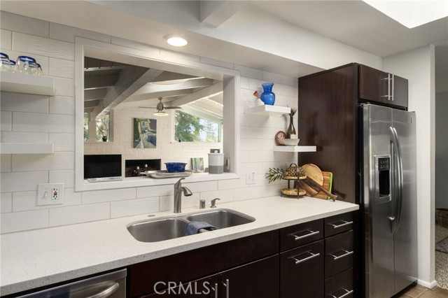 Detail Gallery Image 20 of 39 For 1264 W Celeste, Fresno,  CA 93711 - 4 Beds | 3 Baths