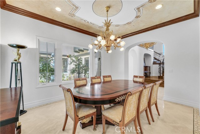 25 Village Way, Irvine CA: https://media.crmls.org/medias/f3035740-05be-4353-af01-d6b5dc76d1bc.jpg