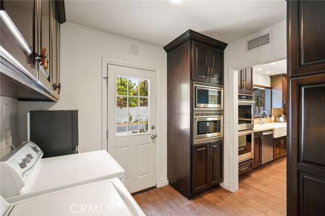 Detail Gallery Image 19 of 57 For 10356 Claire Ave, Porter Ranch,  CA 91326 - 5 Beds | 4 Baths