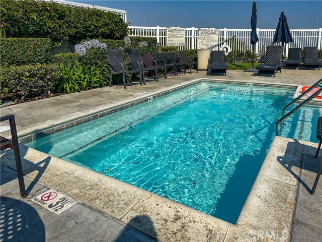 1012 S Country Glen Way, Anaheim CA: https://media.crmls.org/medias/f304fc7c-afcd-41c6-be1c-164d299adb7e.jpg