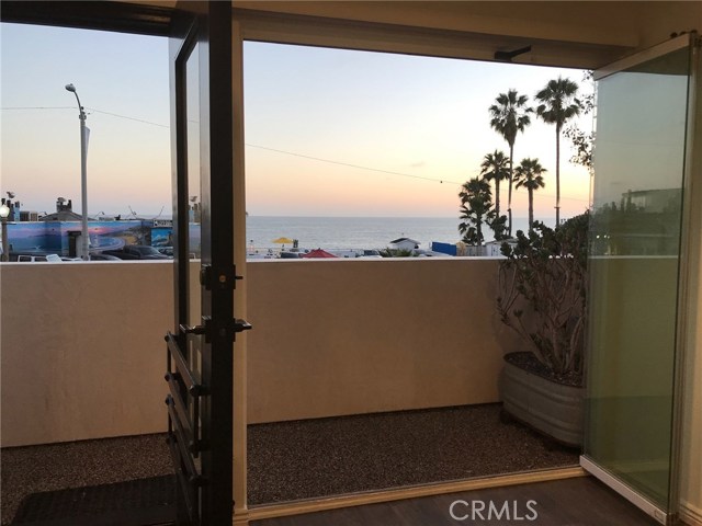 577 Ramona Avenue D Laguna Beach, California Ocean View, Executive Grade Remodel, 1BR/1BA, Downtown Laguna Beach, private ground floor apartment featuring an extra wide multi-fold living room patio window for indoor/outdoor living, ocean breeze, and entertaining. Unit includes a City parking permit. Come home to your modern 1-story flat to enjoy ocean close living that is walking distance to everything good about Laguna. A true executive quality unit with luxury finishes and features which include: full appliance package with mid-century themed “Big Chill” kitchen appliances, gas range/oven, and full-sized washer/dryer in your private in-unit laundry; hardwood flooring throughout; quartz counter tops w/Carrera Marble backsplash; custom tile surrounds in the glass enclosure step-in shower; LED recessed lighting & cable ready hook-ups in both rooms at wall mount heights; wardrobe & walk-in closet w/organizers in bedroom; ceiling fan in living room and bedroom; lease comes with maid service once per month. Unit is available for occupancy early July.