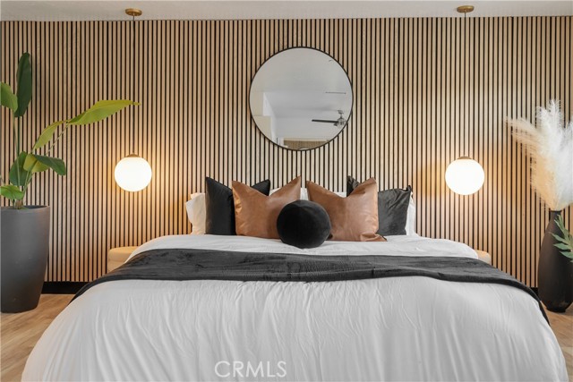 Detail Gallery Image 7 of 10 For 23413 Oxnard St, Woodland Hills,  CA 91367 - 4 Beds | 3 Baths