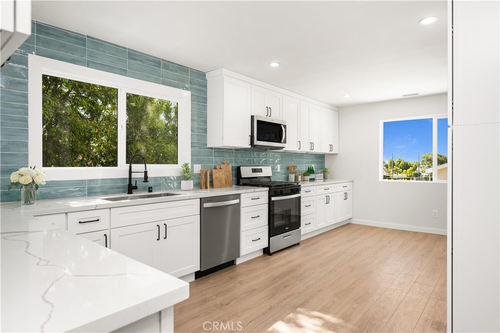 MLS #WS25154241 img 9