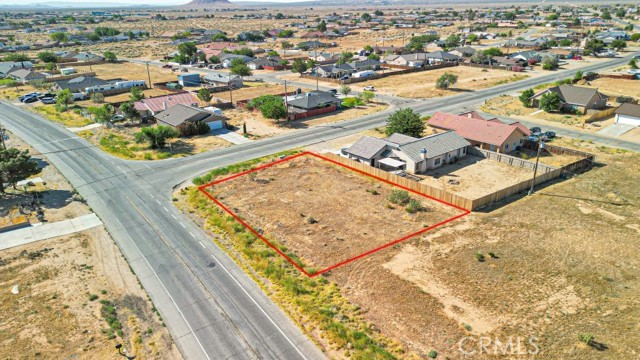 Detail Gallery Image 4 of 11 For 20525 Airway Bld, California City,  CA 93505 - – Beds | – Baths