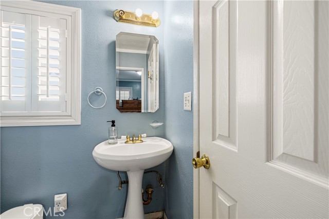 Detail Gallery Image 27 of 45 For 17174 Los Alimos, Granada Hills,  CA 91344 - 4 Beds | 3 Baths