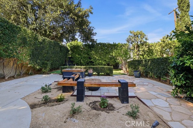 Detail Gallery Image 37 of 54 For 16937 Hartland, Lake Balboa,  CA 91406 - 2 Beds | 2 Baths