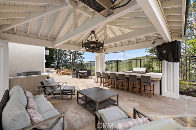 Detail Gallery Image 8 of 58 For 33 Christopher St, Ladera Ranch,  CA 92694 - 5 Beds | 5/1 Baths