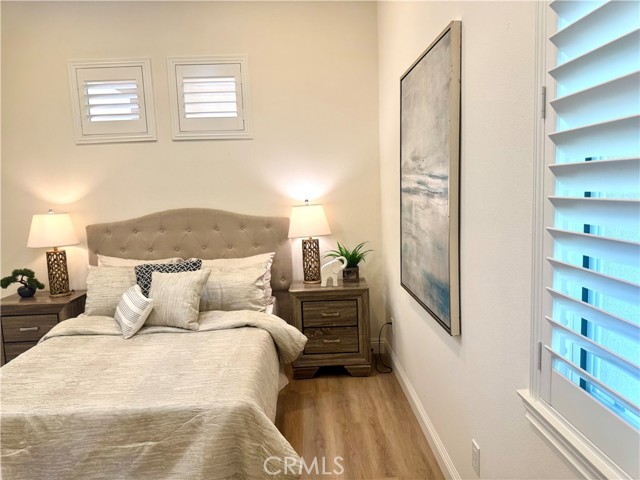 26480 Valley Oak Lane, Valencia CA: https://media.crmls.org/medias/f3088625-ec09-4923-a5e9-9dd21950e9b8.jpg