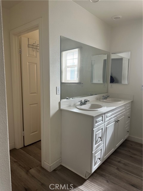 Detail Gallery Image 15 of 22 For 2066 E Journal Privado, Ontario,  CA 91764 - 4 Beds | 2/1 Baths