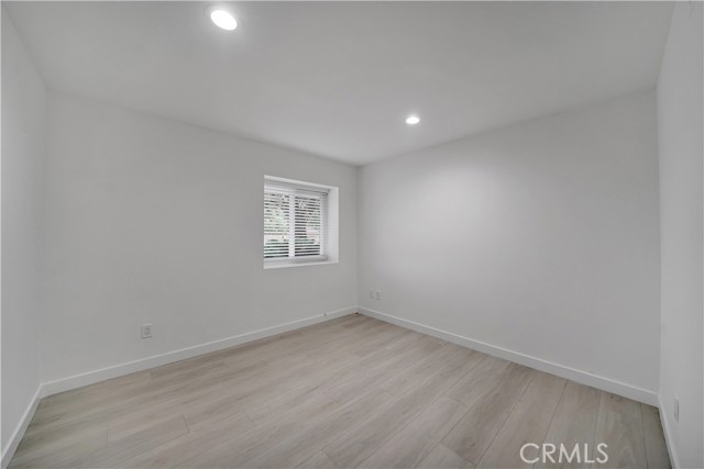 Detail Gallery Image 11 of 51 For 16722 Goldenwest St, Huntington Beach,  CA 92647 - – Beds | – Baths