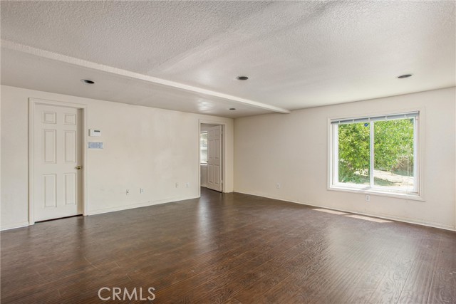 6966 Ranch View Road, Riverside CA: https://media.crmls.org/medias/f3095328-9ade-485b-a7b3-246e61c4a729.jpg