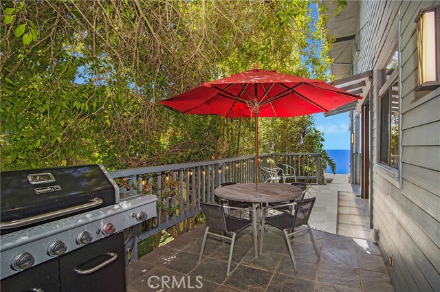 Detail Gallery Image 22 of 52 For 785 Alta Vista, Laguna Beach,  CA 92651 - 3 Beds | 3/1 Baths