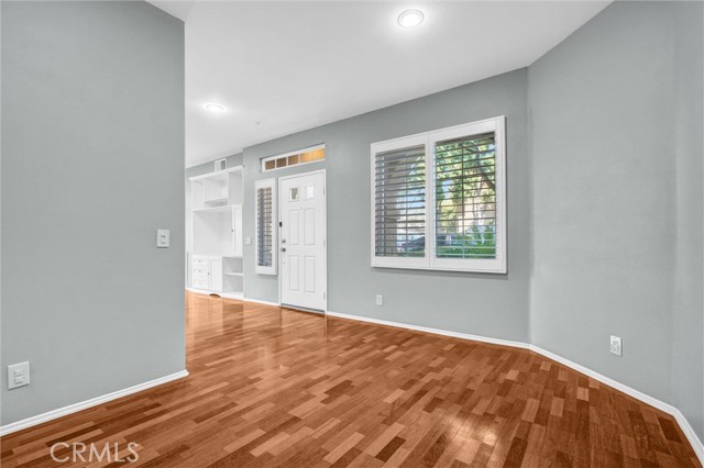 97 Ardmore, Irvine CA: https://media.crmls.org/medias/f309bb73-7913-43c6-90bd-03150a32c0d6.jpg