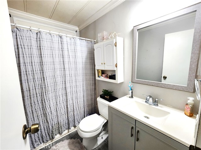 Detail Gallery Image 21 of 39 For 3825 Crestmore Rd #437,  Riverside,  CA 92509 - 4 Beds | 2 Baths