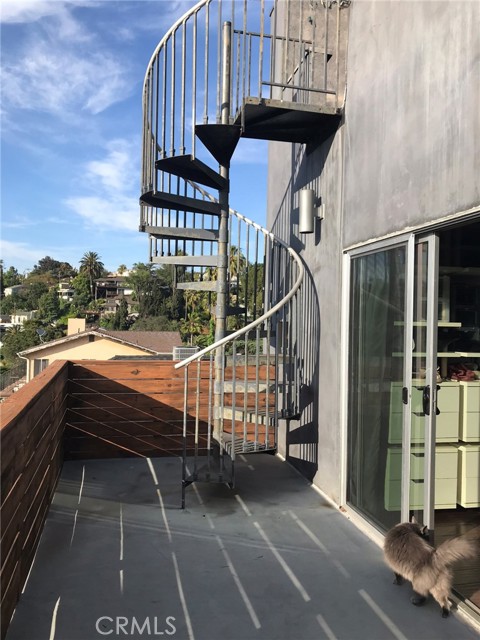 Detail Gallery Image 30 of 59 For 1419 Angelus Ave, Los Angeles,  CA 90026 - 2 Beds | 2 Baths