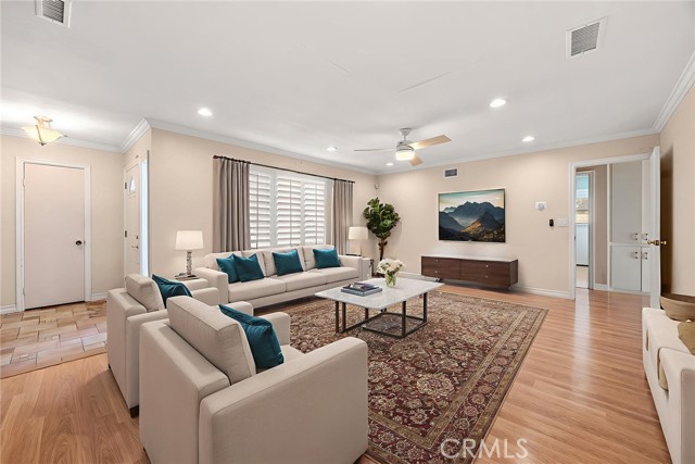 12362 Emrys Avenue, Garden Grove CA: https://media.crmls.org/medias/f30ae5d4-79e0-4cbf-9f4d-afbbd4c48b0c.jpg
