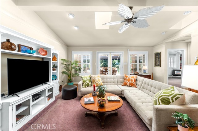 1215 Mira Monte Drive, Redlands CA: https://media.crmls.org/medias/f30b9043-a969-44f2-95e1-98313289f0fb.jpg