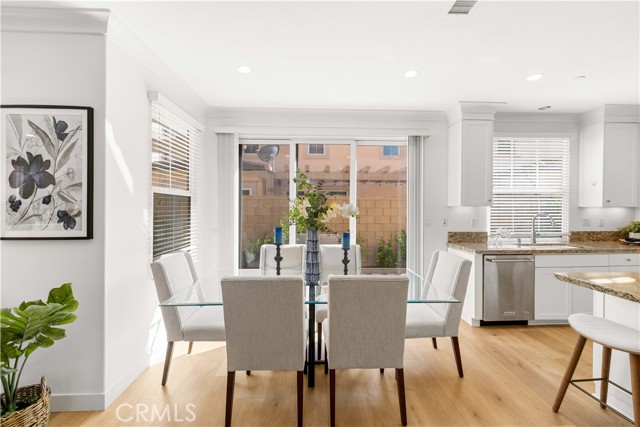 112 Velvet Leaf, Irvine CA: https://media.crmls.org/medias/f30c4fdf-366d-46c2-b4d6-28885b2799fb.jpg