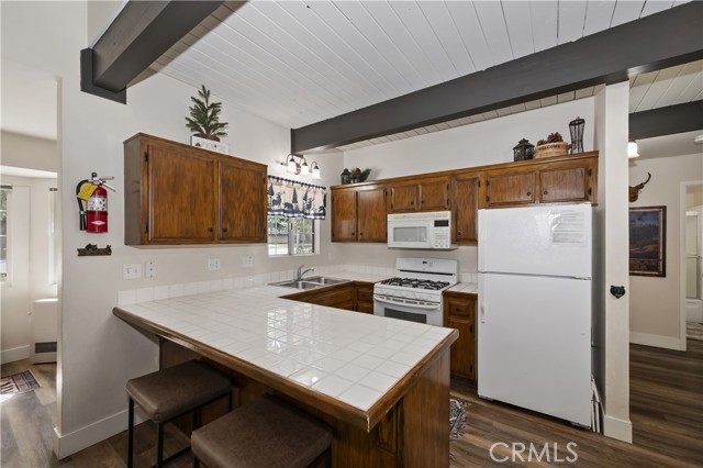 42824 Cedar Avenue, Big Bear Lake, CA 92315