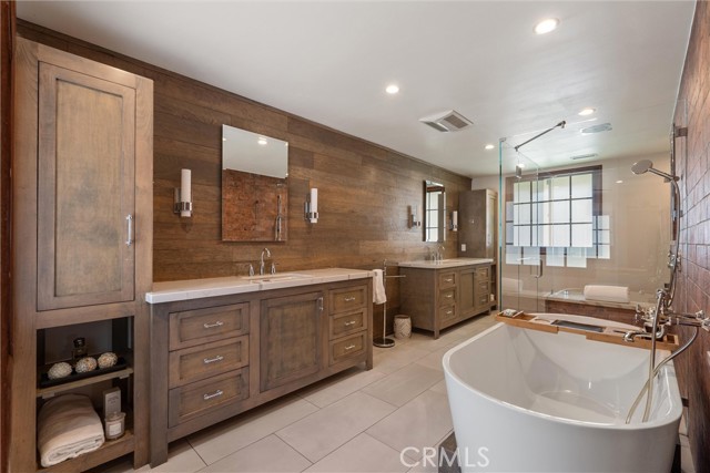 23060 Doris Way, Torrance CA: https://media.crmls.org/medias/f30cbb78-91b4-4ce1-a64b-994ab3dbf255.jpg