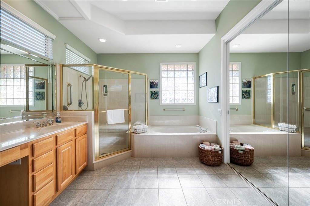 MLS #OC25246344 image #36