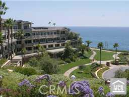40 Blue Lagoon, Laguna Beach CA: https://media.crmls.org/medias/f30f0649-fd47-4076-8397-1764deace2cc.jpg