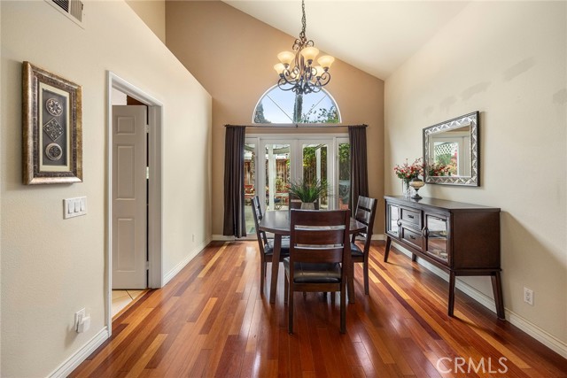 Detail Gallery Image 8 of 37 For 14092 Bancroft Ct, Fontana,  CA 92336 - 3 Beds | 2/1 Baths