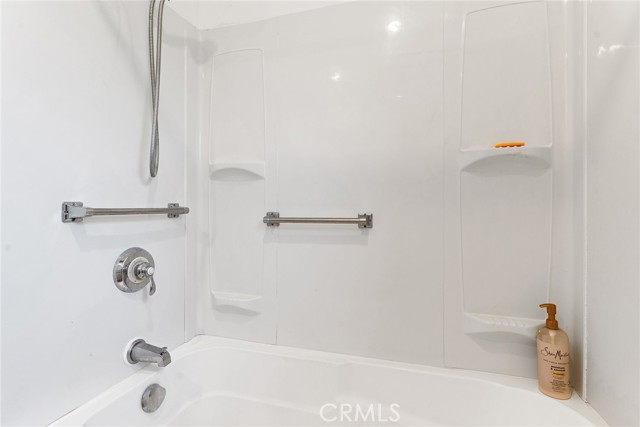 Detail Gallery Image 17 of 32 For 23019 Covello St, West Hills,  CA 91307 - 3 Beds | 2 Baths