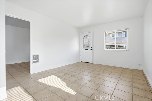 Detail Gallery Image 7 of 35 For 10220 Holburn, Huntington Beach,  CA 92646 - 1 Beds | 1 Baths