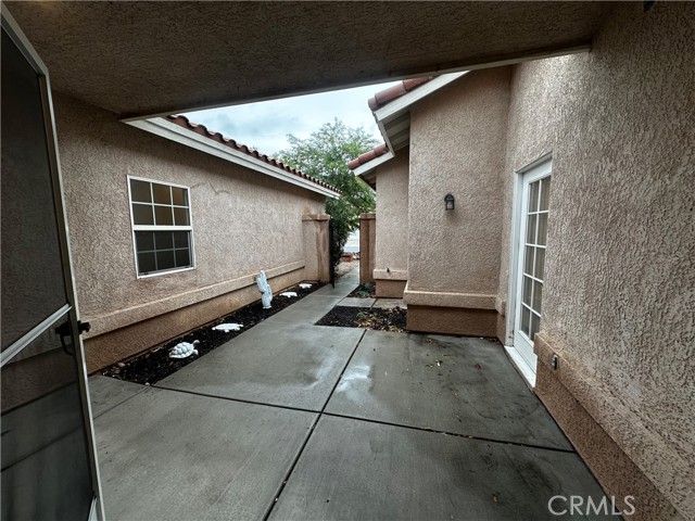 Detail Gallery Image 2 of 21 For 14075 Driftwood, Victorville,  CA 92395 - 4 Beds | 3 Baths