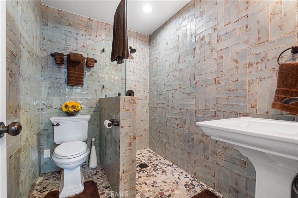 F3121E9C E537 48Df A953 15831791Da3E 26215 Ocean View Avenue, Lomita, Ca 90717 &Lt;Span Style='BackgroundColor:transparent;Padding:0Px;'&Gt; &Lt;Small&Gt; &Lt;I&Gt; &Lt;/I&Gt; &Lt;/Small&Gt;&Lt;/Span&Gt;