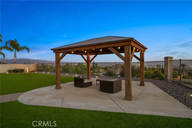 Detail Gallery Image 13 of 39 For 28929 Davis, Highland,  CA 92346 - 4 Beds | 2/1 Baths