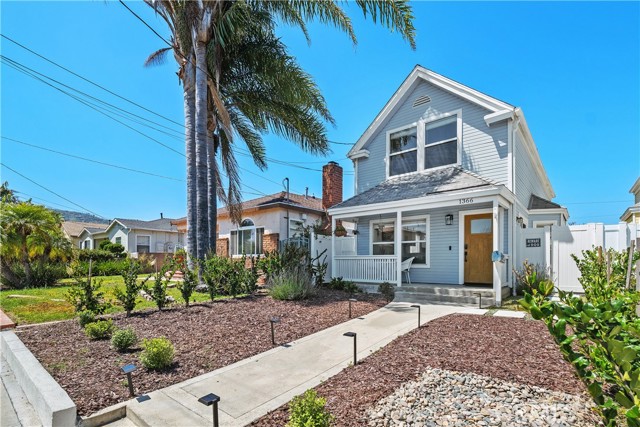 Detail Gallery Image 1 of 29 For 1366 W 2nd St, San Pedro,  CA 90732 - 3 Beds | 2 Baths