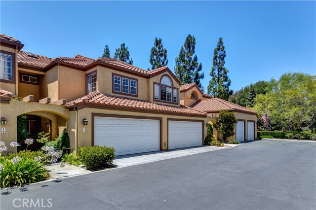 Detail Gallery Image 1 of 30 For 17 via Athena, Aliso Viejo,  CA 92656 - 2 Beds | 2/1 Baths