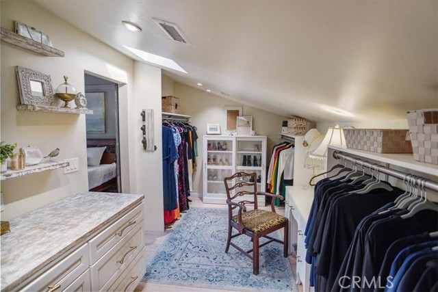 10624 Nevada Avenue, Chatsworth CA: https://media.crmls.org/medias/f314afad-e83e-4de5-8254-d57eea6690ce.jpg