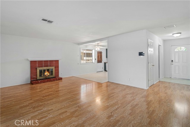 Detail Gallery Image 5 of 25 For 43729 Heaton, Lancaster,  CA 93534 - 3 Beds | 2 Baths