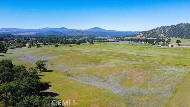 2225 Park Pl, Clearlake, CA 95422