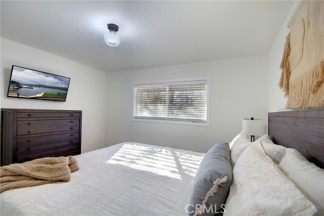 Detail Gallery Image 35 of 46 For 542 Edgemoor Rd, Big Bear Lake,  CA 92315 - 2 Beds | 2 Baths