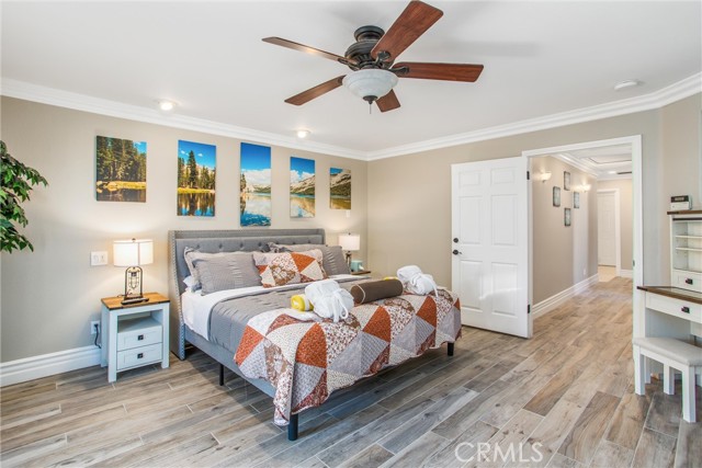 31607 Florida Street, Redlands CA: https://media.crmls.org/medias/f3160140-7202-40db-b2fb-a8d2c9c69564.jpg