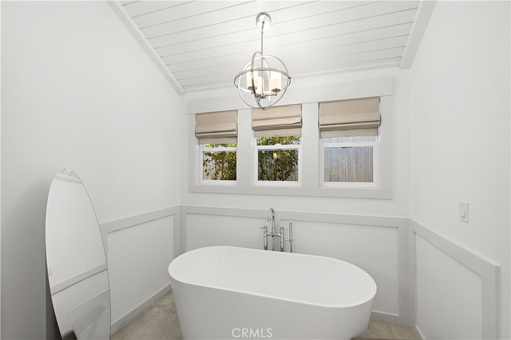 MLS #OC25155566 img 21