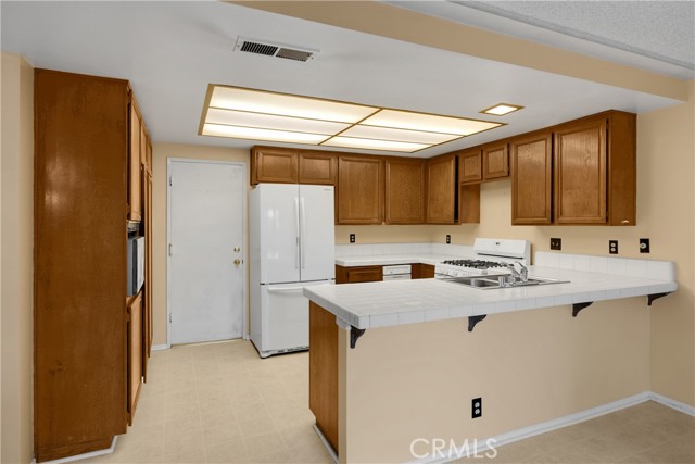 Detail Gallery Image 15 of 39 For 2622 N Tustin Ave (147),  Santa Ana,  CA 92705 - 3 Beds | 2/1 Baths