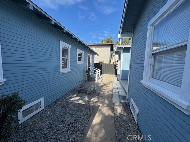 Detail Gallery Image 8 of 54 For 485 Gaviota, Long Beach,  CA 90802 - – Beds | – Baths