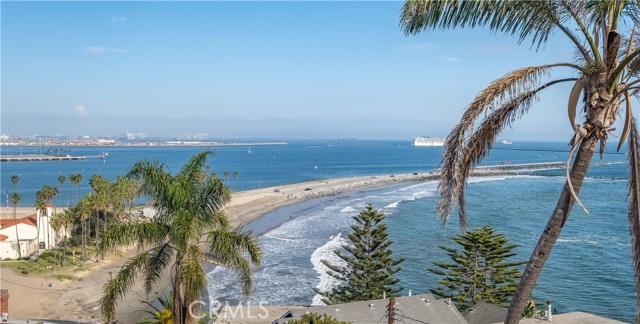 Detail Gallery Image 6 of 65 For 3935 Bluff Pl, San Pedro,  CA 90731 - – Beds | – Baths