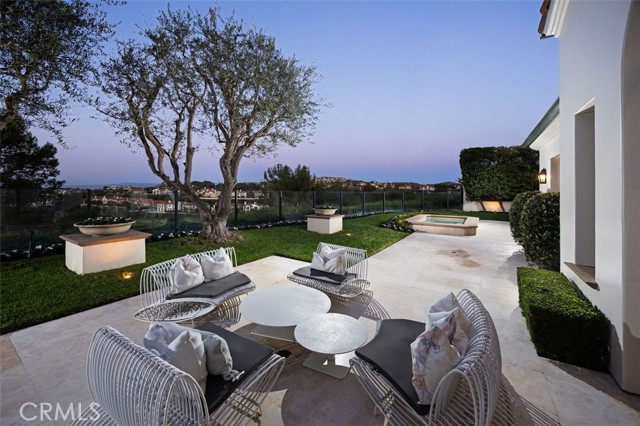 Detail Gallery Image 5 of 6 For 23 Skyridge, Newport Coast,  CA 92657 - 5 Beds | 5/1 Baths