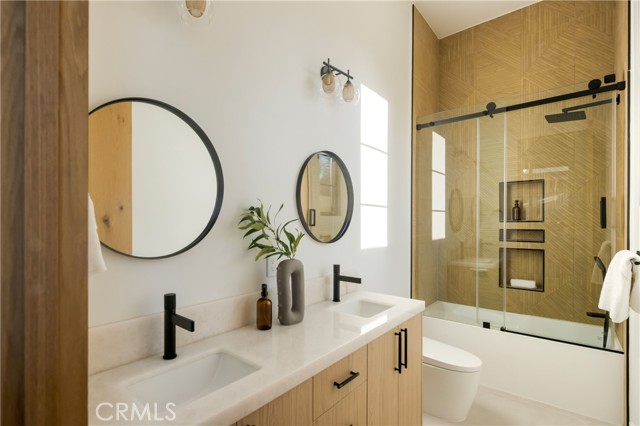 Detail Gallery Image 51 of 72 For 11826 Kling St, Valley Village,  CA 91607 - 6 Beds | 5/1 Baths